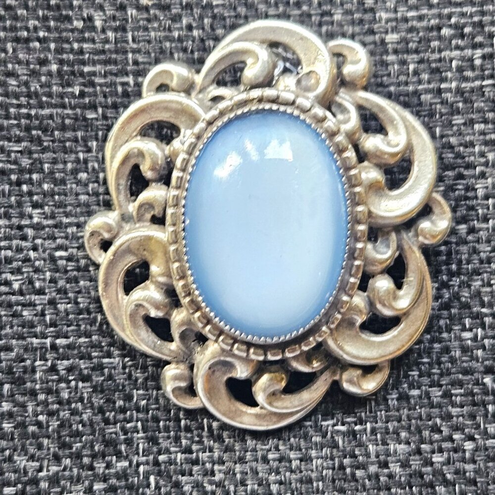 DANECRAFT Sterling Silver Blue Moonstone Cabochon Brooch